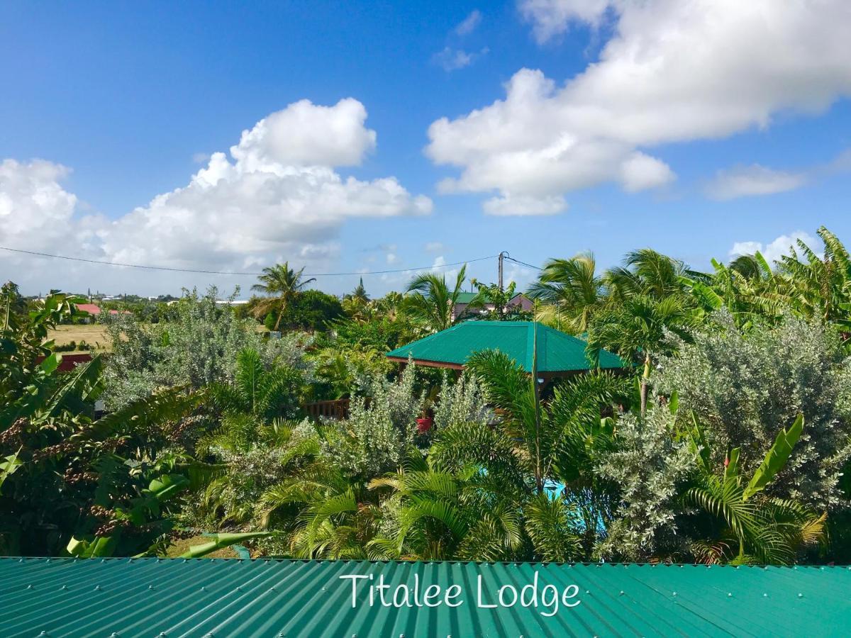 Titalee Lodge 3 Villas Autour D'Une Piscine 생프랑수아 외부 사진